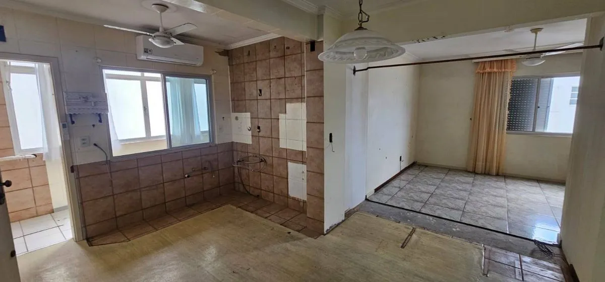 Imagem APARTAMENTO A VENDA NA AVENIDA ATLÂNTICA NA REGIÃO CENTRAL COM SACADA PANORÂMICA