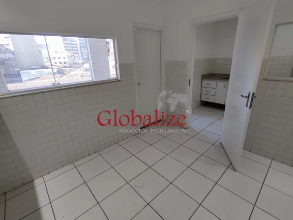 Imagem LOCAÇÃO DE SALA COMERCIAL DE 220 M2 NO CENTRO DE SANTOS POR R$.3.800,00