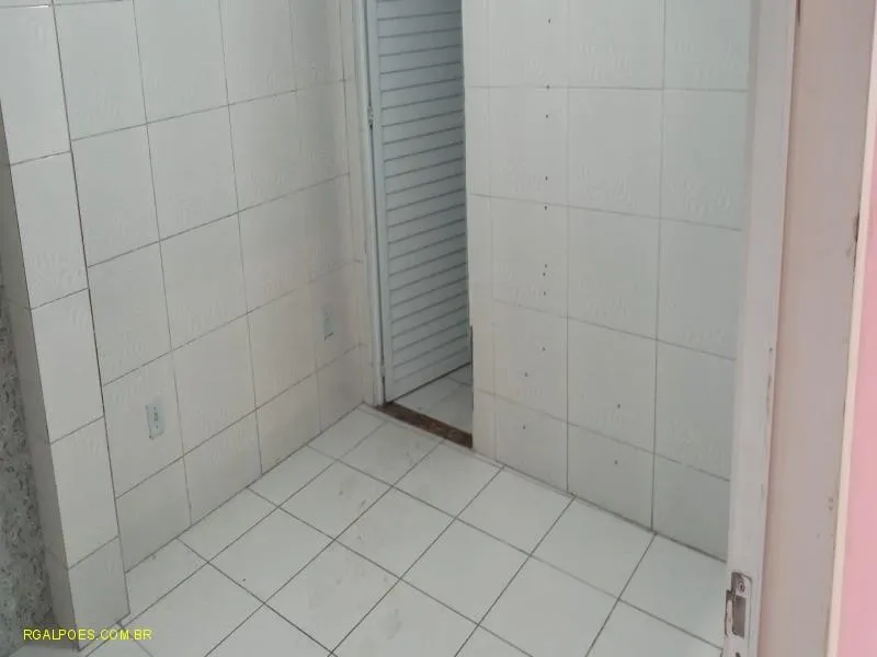 Imagem Galpão para Locação em BELFORD ROXO, Centro, 1 banheiro
