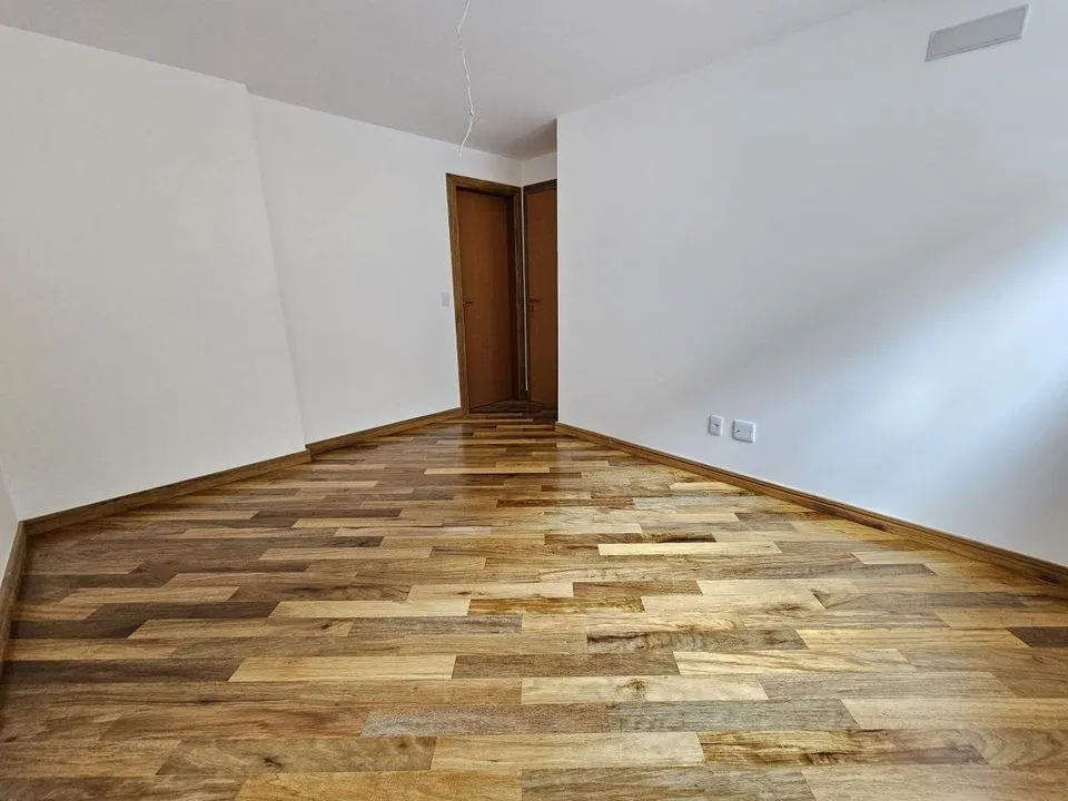 Imagem Apartamento para Venda em Teresópolis / RJ no bairro Agriões
