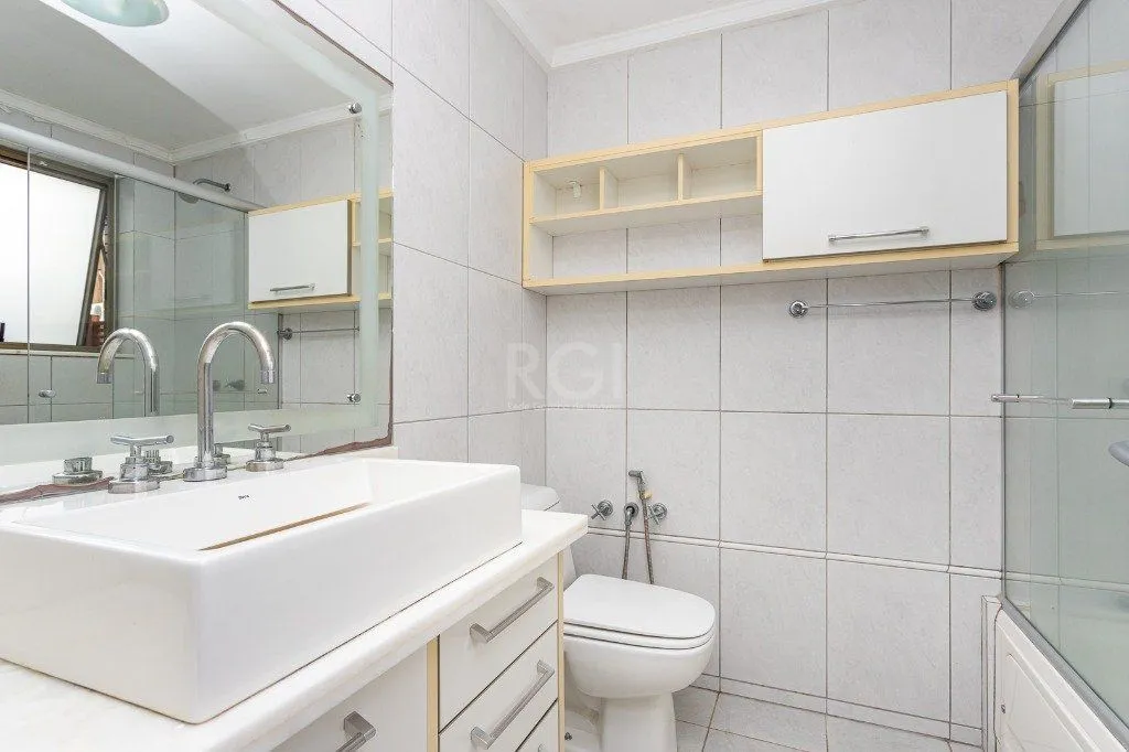 Imagem Apartamento para Venda - 141m², 3 dormitórios, sendo 1 suites, 3 vagas - Rio Branco