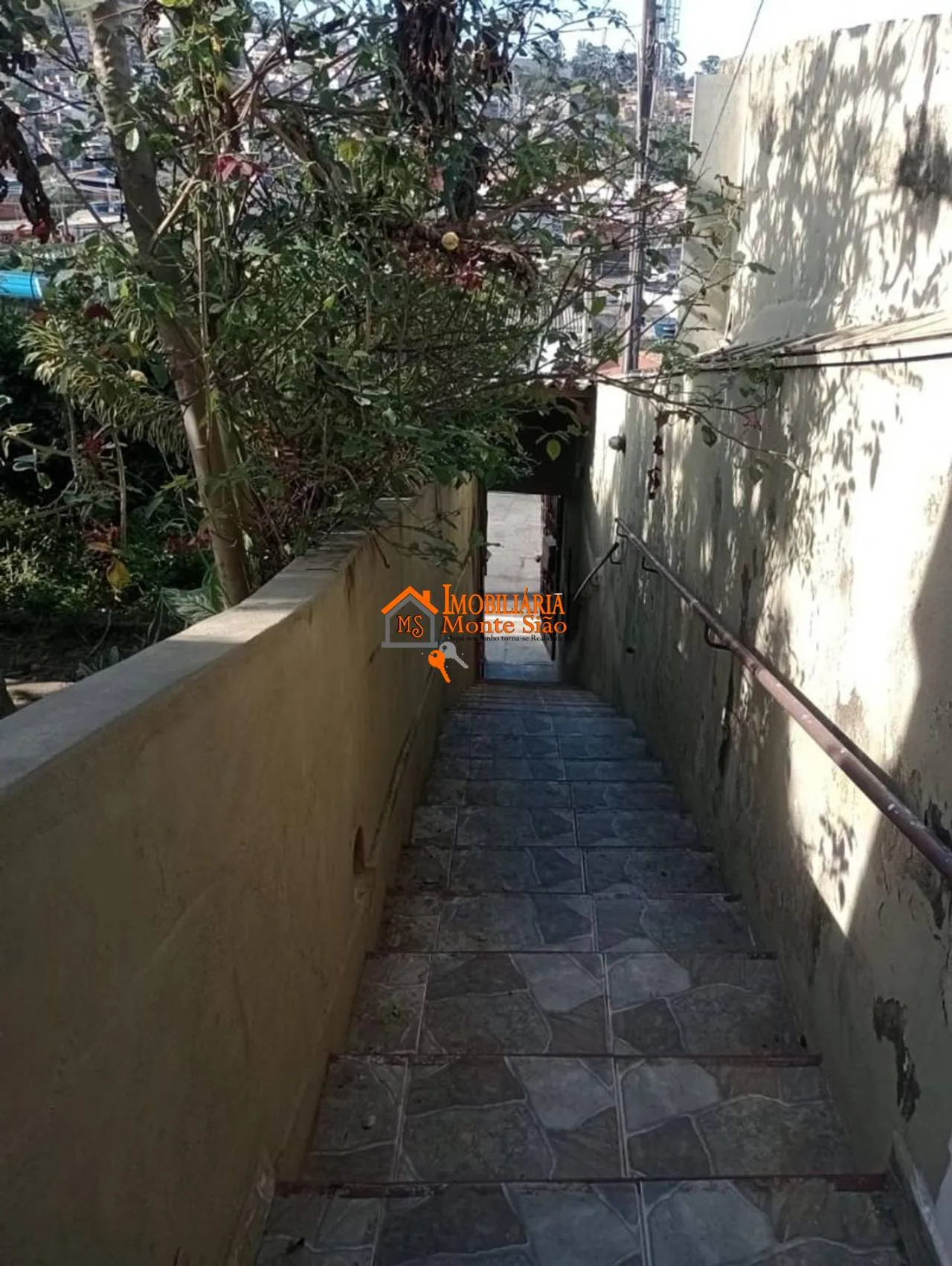 Imagem Casa com 2 dormitórios à venda, 250 m² por R$ 310.000 - Jardim Fortaleza - Guarulhos/SP