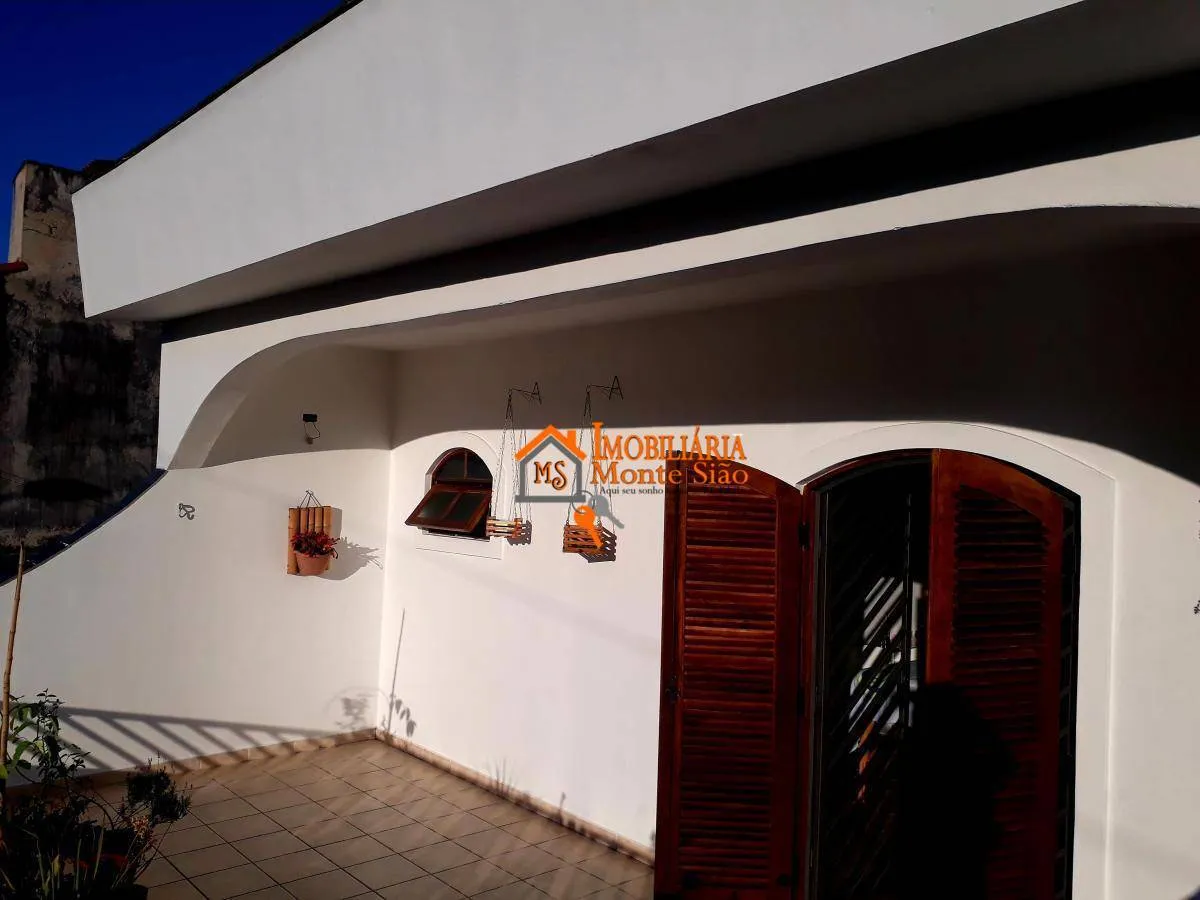 Imagem Sobrado com 4 dormitórios à venda, 260 m² por R$ 850.000,00 - Jardim Santa Clara - Guarulhos/SP