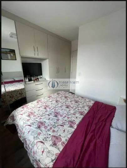 Imagem Apartamento com 3 dormitorios 1 suite 1 vaga , varanda no Tatuape .