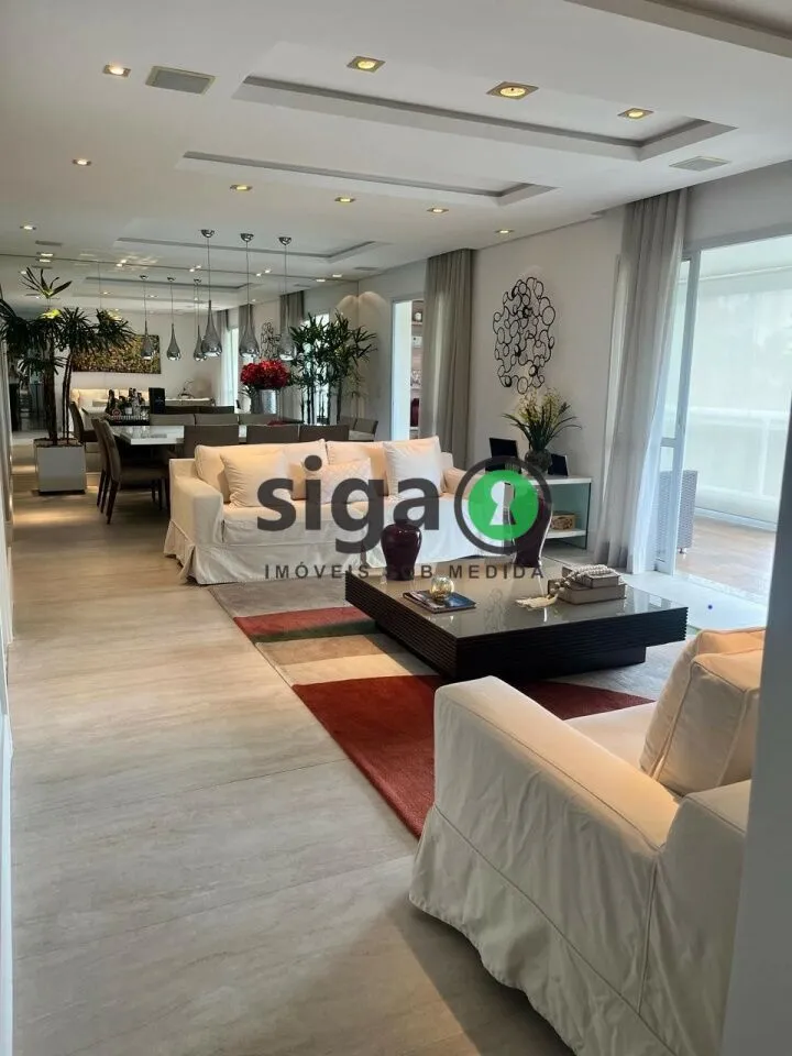 Imagem Apto à Venda com 200m², 3 suites, 4 vagas, mobiliado, no Panamby