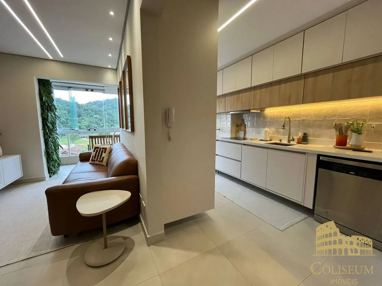 Imagem Apartamento com 2 dormitórios à venda, 81 m² por R$ 950.000,00 - Canto do Forte - Praia Grande/SP