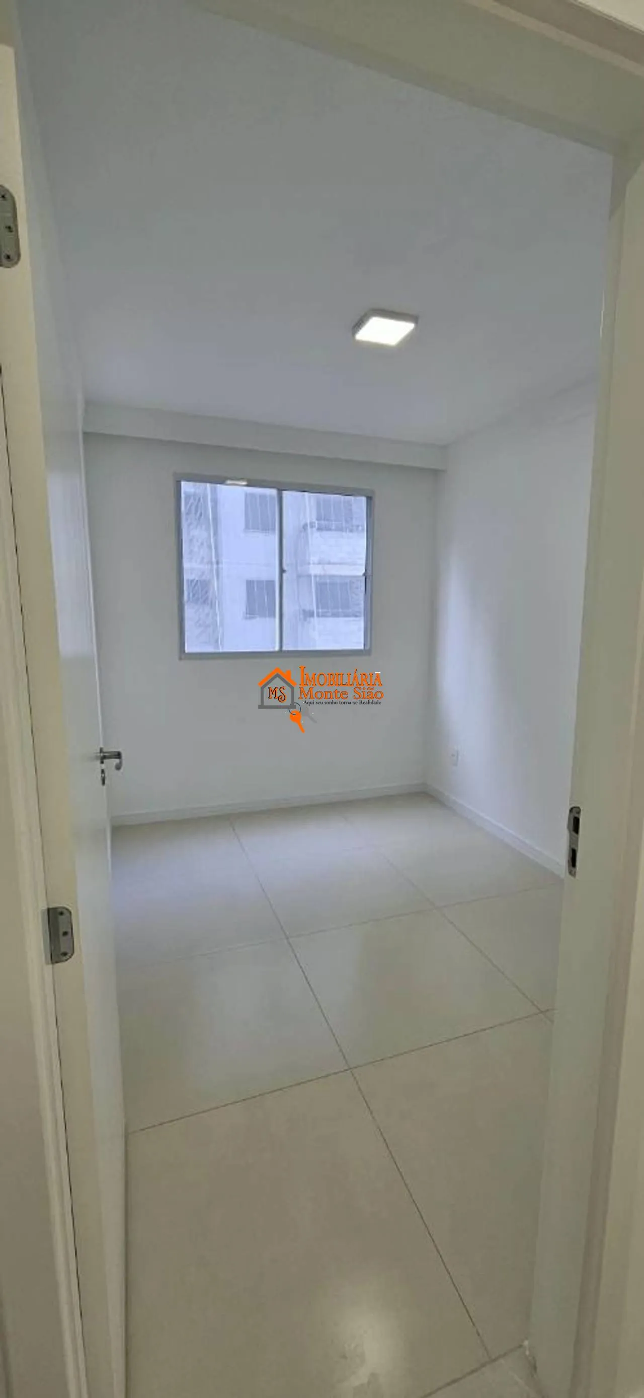 Imagem Apartamento com 2 dormitórios à venda, 43 m² por R$ 240.000,00 - Vila Nova Bonsucesso - Guarulhos/SP