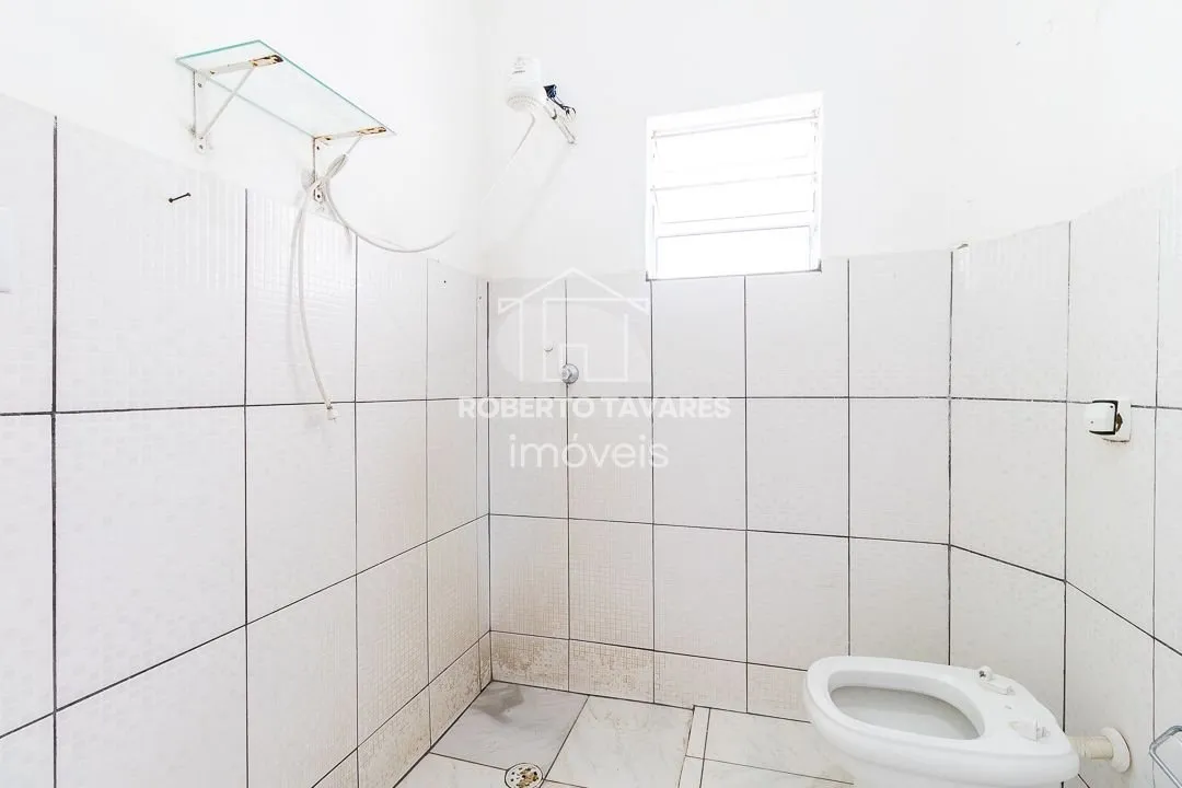 Imagem Prédio Bom Retiro - Com 2 andares, 4 aptos. de 90m² cada, 700 m² de área útil total, Loja no térreo com 300m².