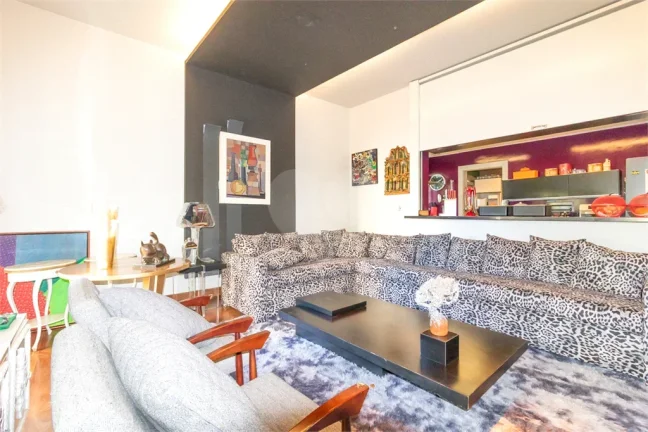 Imagem Casa à venda ou para alugar com 3 quartos, sendo 1 suíte, em Jardim Guedala, São Paulo - SP