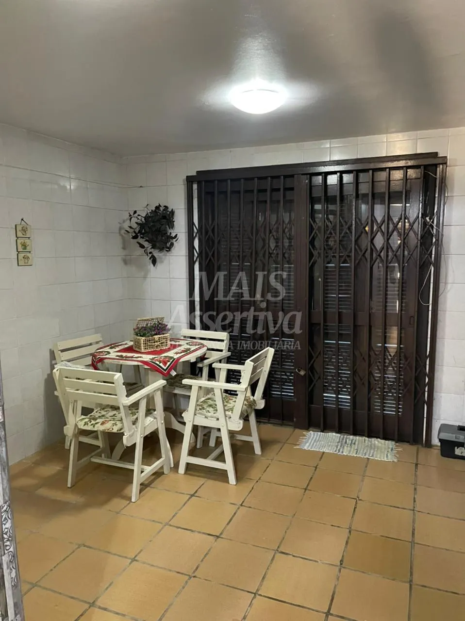 Imagem SOBRADO PARA VENDA EM TRAMANDAI - CENTRO