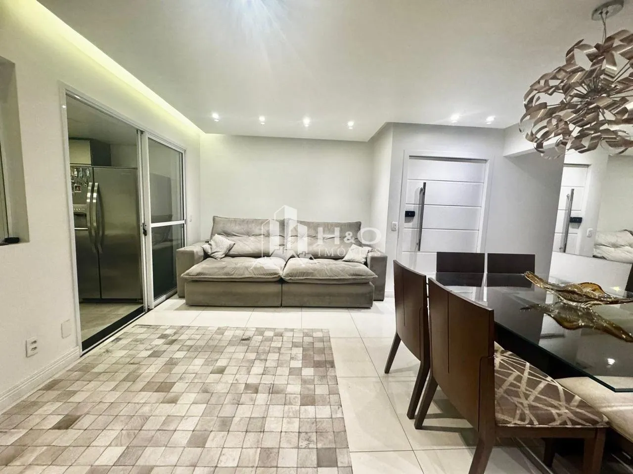 Imagem Apartamento Reformado à Venda no Tatuapé com 3 Dormitórios 1 Suíte Varanda Gourmet e 2 Vagas de Garagem