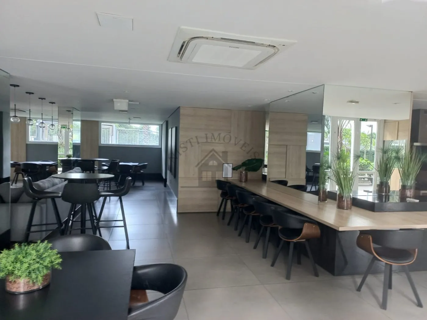Imagem Apartamento 3 quartos para Venda no bairro Jardim Lindóia em Porto Alegre