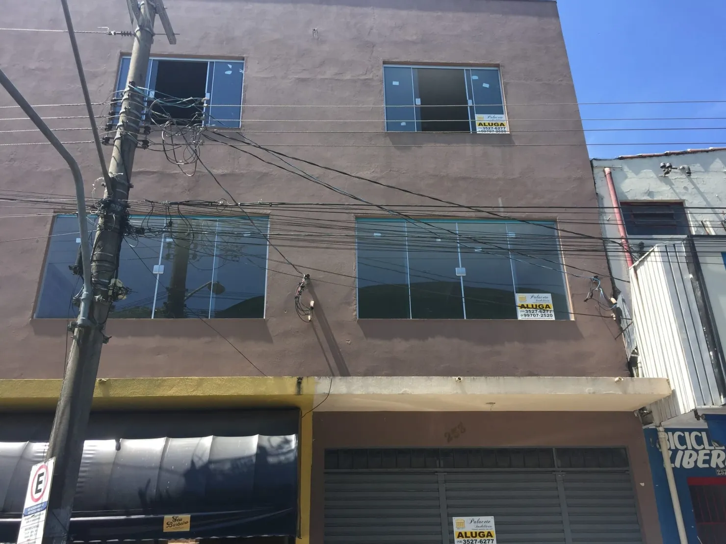 Imagem Comercial para Locação Centro, Pindamonhangaba - SP | rua jose martiniano vieira ferraz