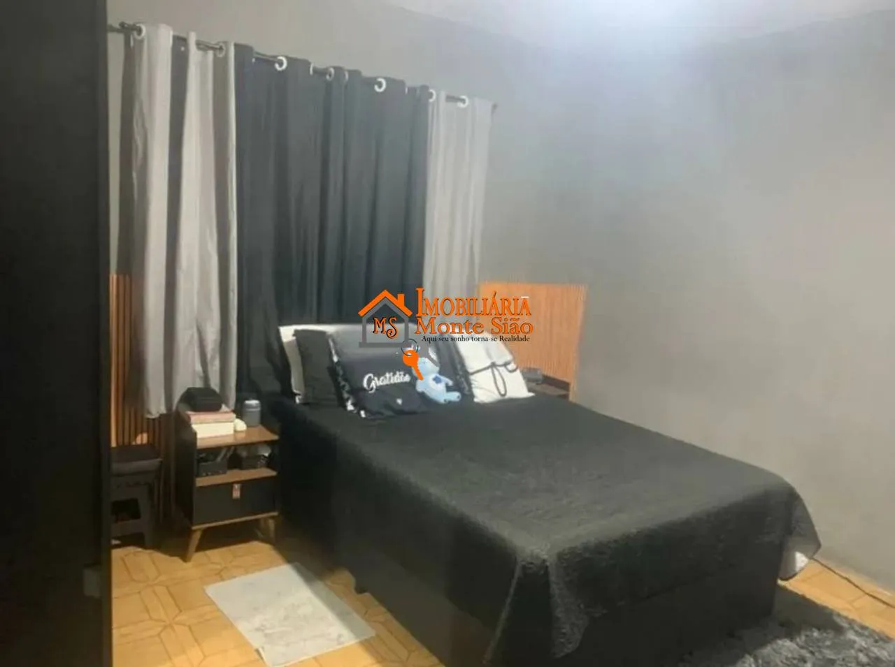 Imagem Sobrado com 5 dormitórios à venda, 250 m² por R$ 583.000,00 - Vila Carmela I - Guarulhos/SP