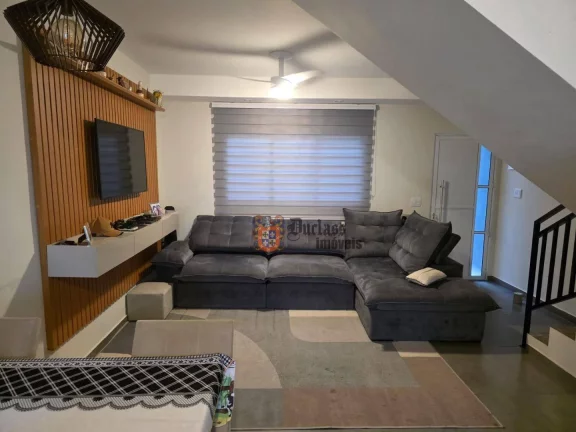 Imagem Sobrado com 2 dormitórios à venda, 80 m² por R$ 699.000,00 - Campos de Atibaia - Atibaia/SP