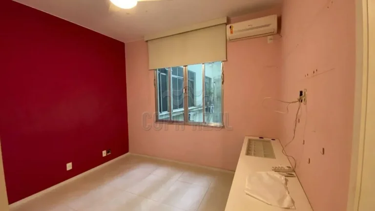 Imagem Laranjeiras – Rua das Laranjeiras | Residencial › Apartamento 3 quarto(s) à Venda