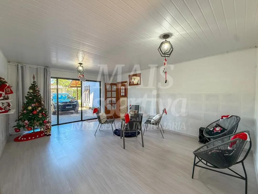 Imagem Casa mobiliada para locação em Estância Velha de 4 dormitórios - 250m²