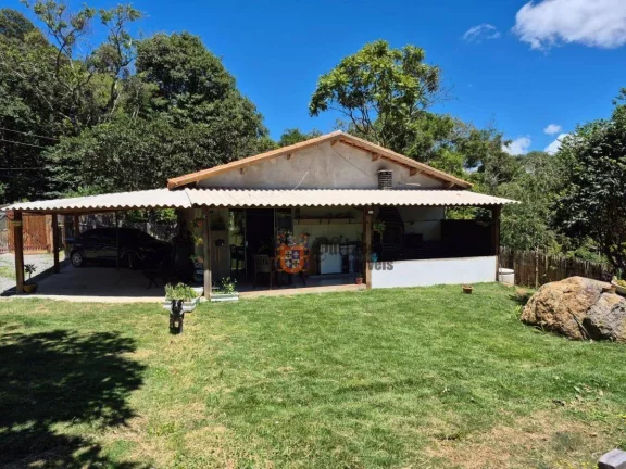 Imagem Chácara com 2 dormitórios à venda, 1100 m² por R$ 398.000,00 - Pitangueiras de Cima - Pedra Bela/SP