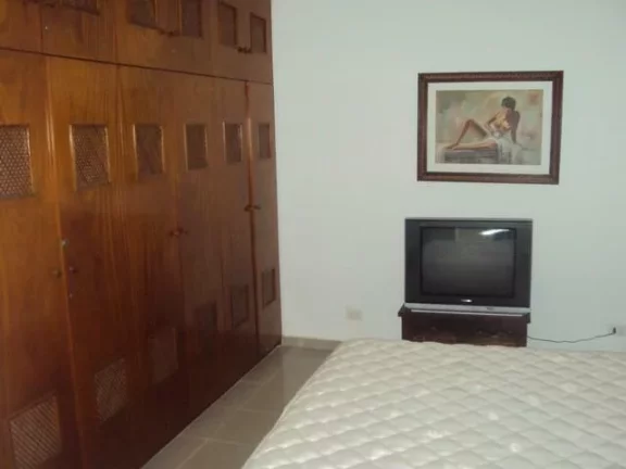 Imagem Praia de Pitangueiras, Alto Padrão, 1 por Andar, Vista ao Mar, 2 Garagens, Próximo ao Mar, Excelente Localização!!!