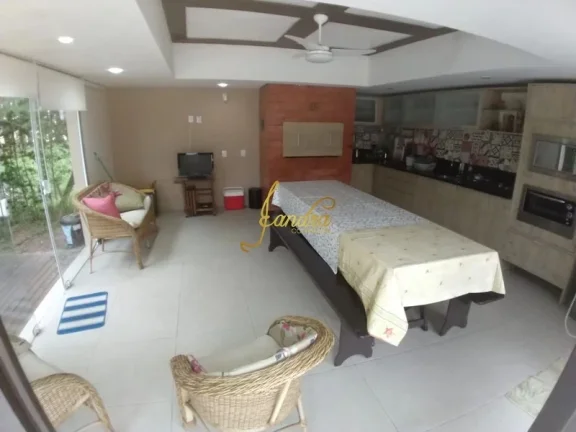 Imagem Sobrado duplex com 07 dormitórios em Atlãntida