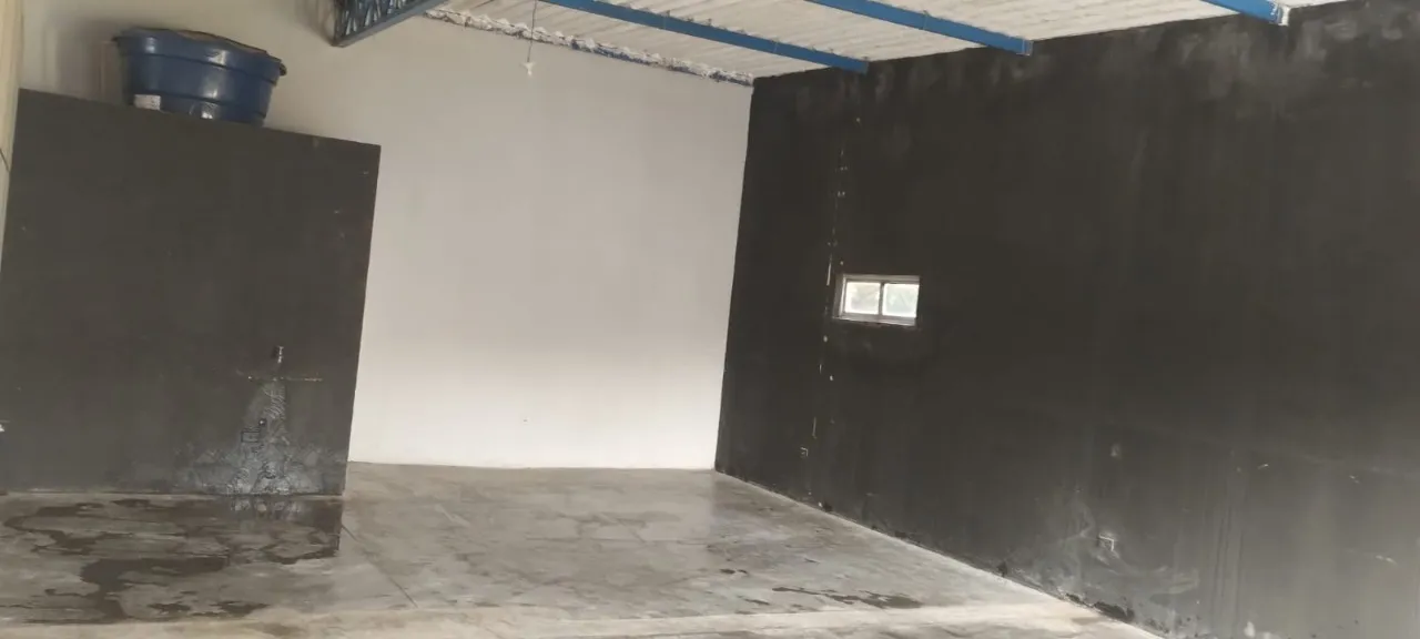 Imagem Oportunidade única: Salão Comercial à venda em Sorocaba-SP, Parque Vitória Régia. 4 salas, 4 banheiros, 332,90 m² de área.