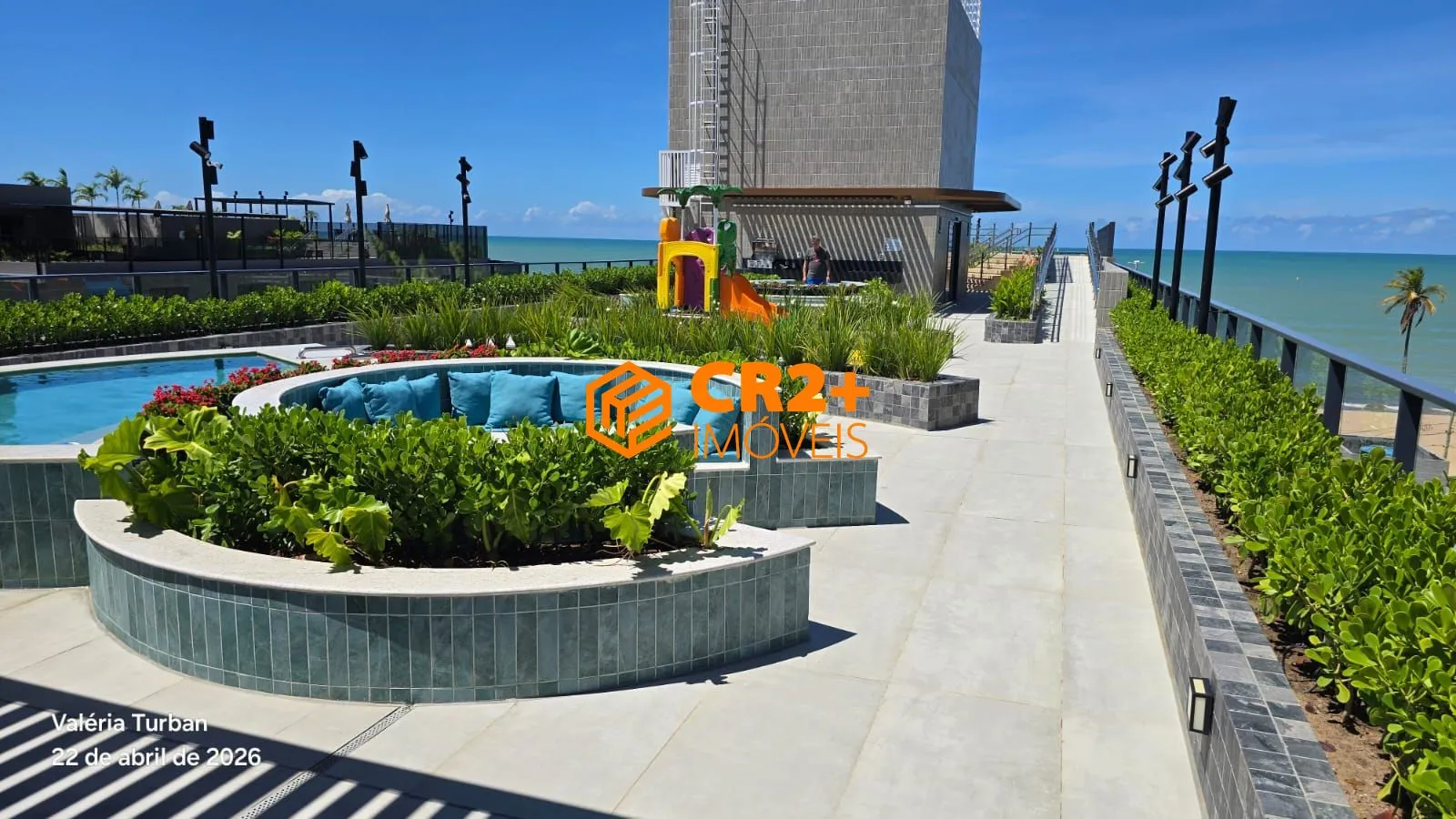 Imagem Vendo Flat 19m² ao lado do Mag Shopping e com belíssima vista para o mar. Oportu
