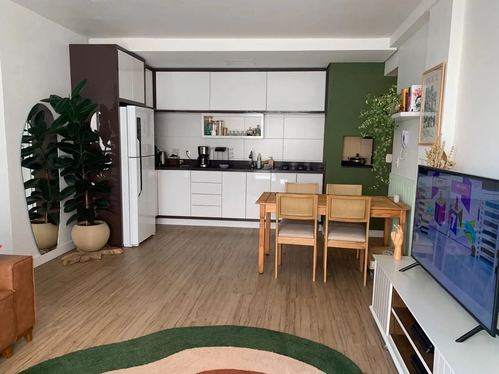 Imagem APARTAMENTO DE 2DORMITÓRIOS COM VAGA DE GARAGEM, EM PRÉDIO COM EXCELENTE PADRÃO CONSTRUTIVO.