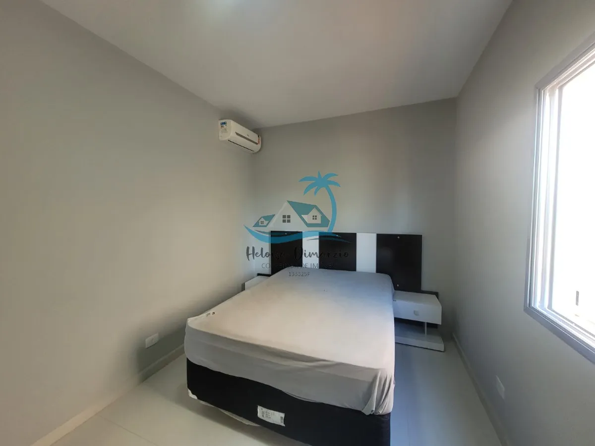Imagem Apartamento com 3 dormitórios reformado a 100 metros do mar no Itaguá em Ubatuba.