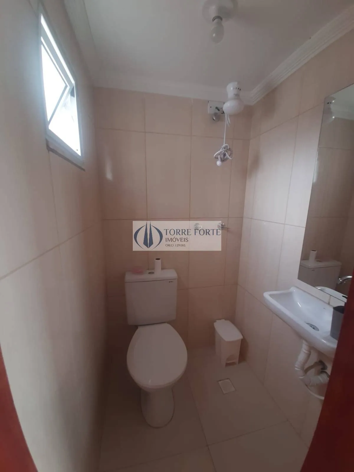 Imagem Sobrado em condominio cobertura com 3 suites 2 vagas na Vila Carrão.