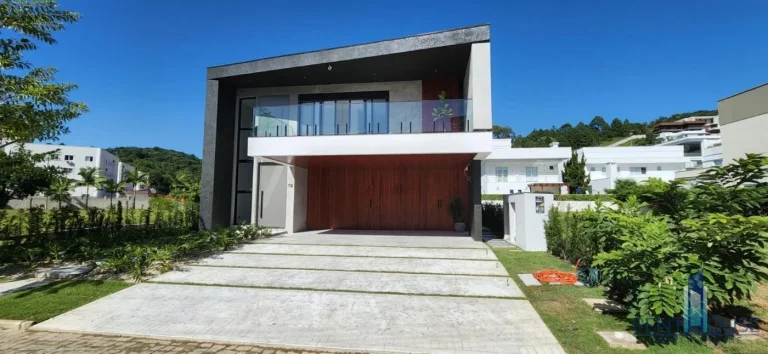 Imagem Casa em Condomínio para Venda em Itajaí, Praia Brava de Itajaí, 5 dormitórios, 5 suítes, 6 banheiros, 6 vagas
