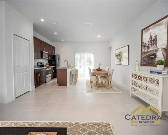 Imagem Casa com 4 quartos por $269,900 (dólar) em Ocala - Flórida - Estados Unidos