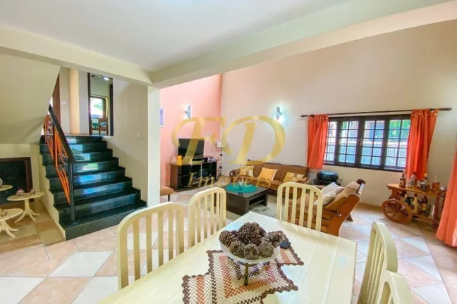 Imagem Casa em Condomínio Fechado em Atibaia