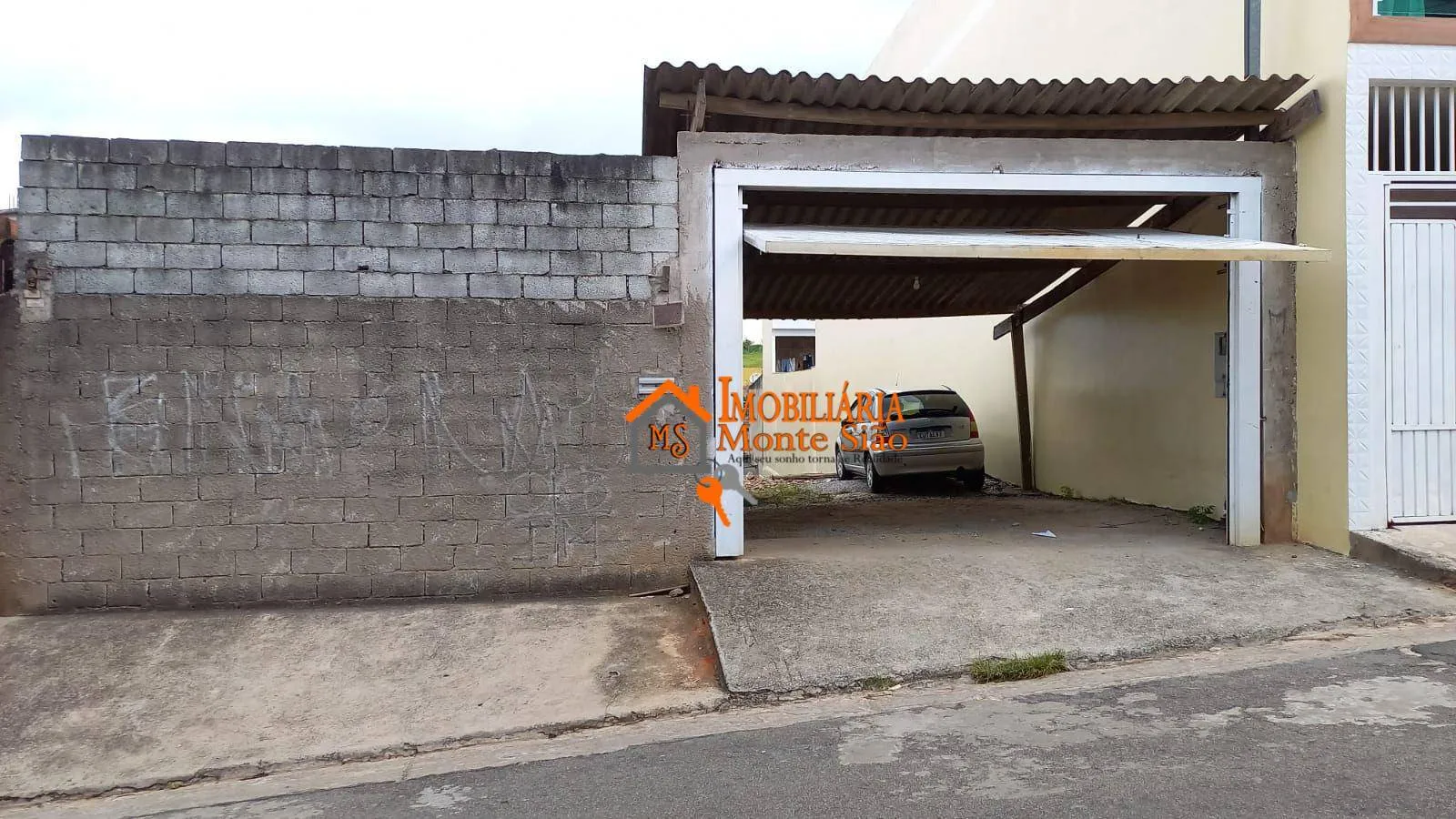 Imagem Terreno à venda, 400 m² por R$ 331.000,00 - Cidade Soberana - Guarulhos/SP