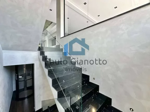Imagem Alto Padrão c/ Elevador à Venda no Condomínio São Paulo II