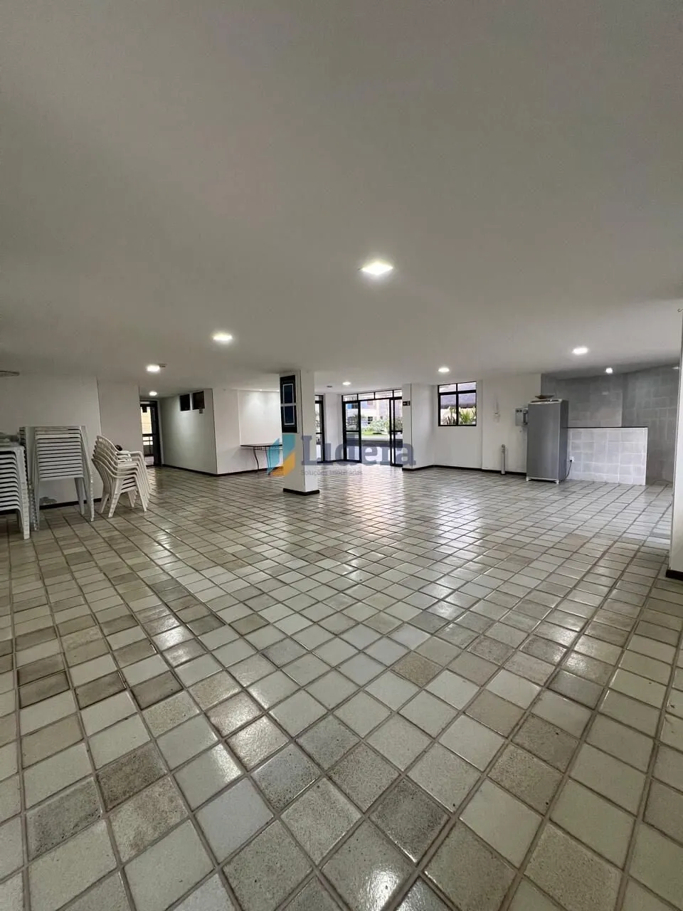 Imagem Apto Alto Padrão - 115M² - 3 quartos + DCE - 2 vagas de garagem - em Intermares, Cabedelo/PB