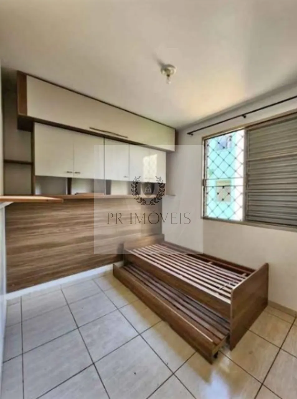 Foto do imóvel Apartamento à venda no Centro de Araraquara-SP: 2 quartos, 1 sala, 1 banheiro, vaga de garagem e 50m² de área!