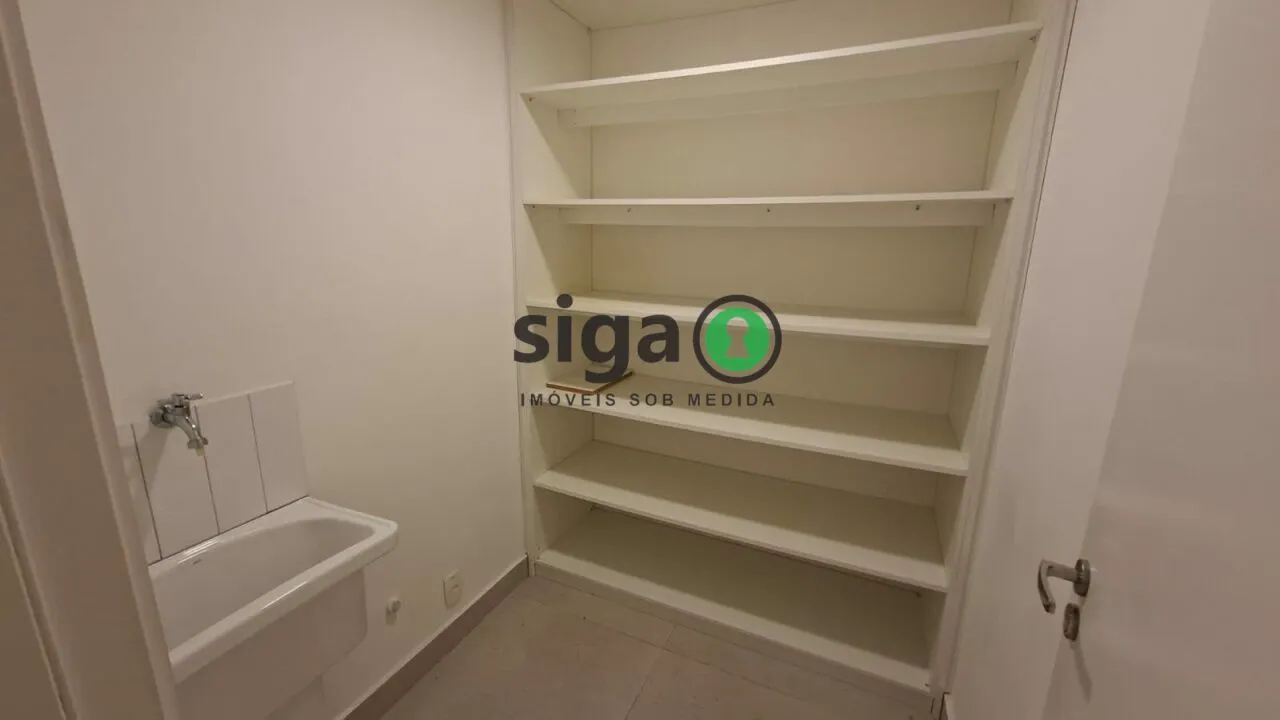 Imagem Loja para locação em Pinheiros com 195m² em vão livre
