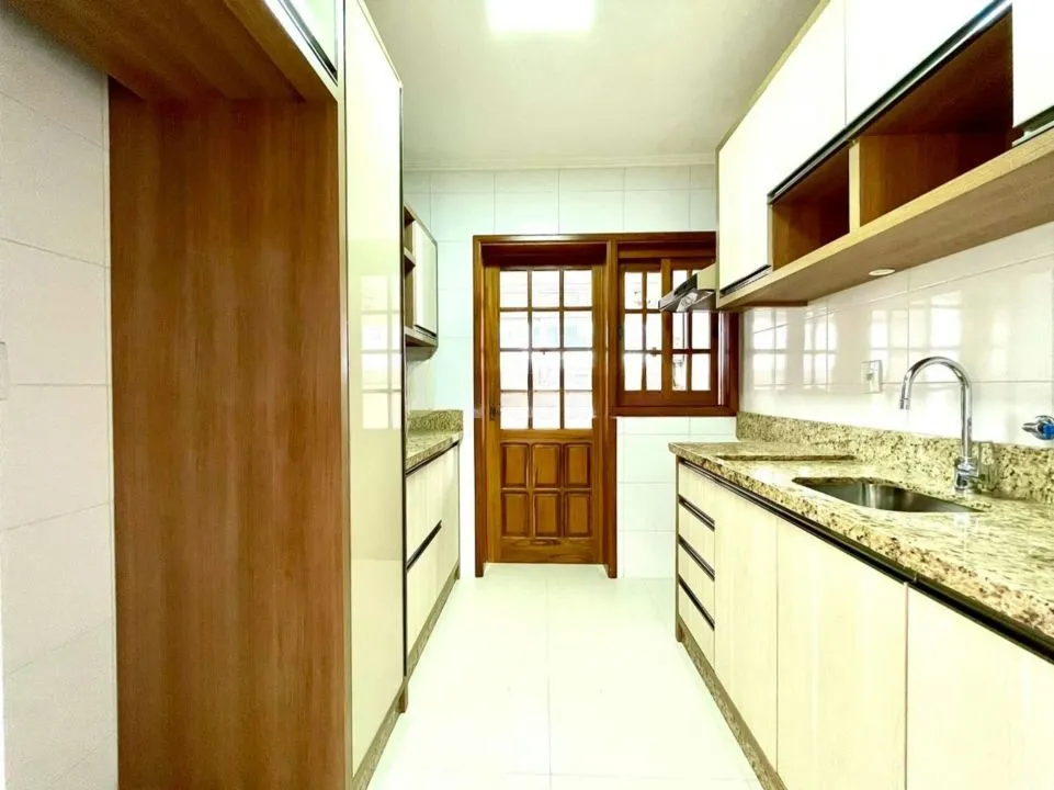 Imagem Apartamento 3 dormitórios à venda no Bairro Tristeza - Porto Alegre