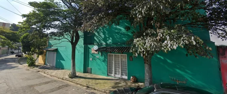 Foto do imóvel Vende-se imóvel comercial de 600m² com casa e academia conjugadas, próximo à USP!