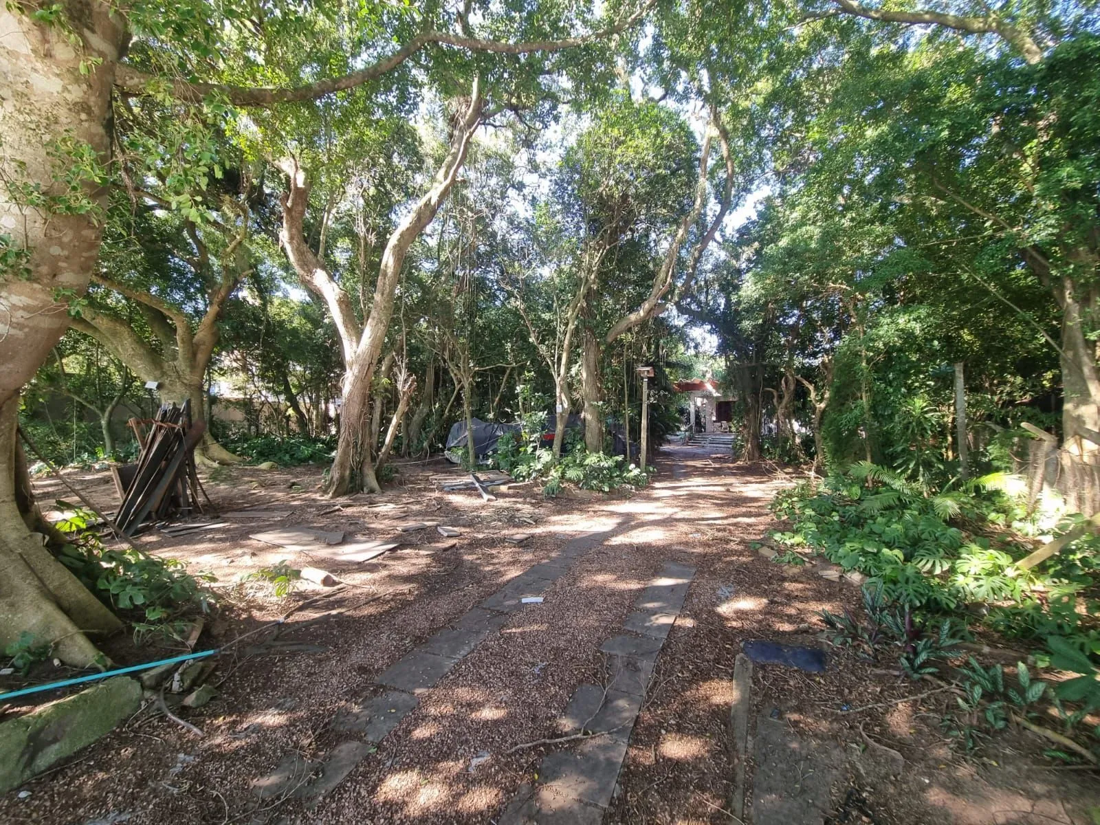 Imagem Terreno na Beira de Ipanema com 972m²