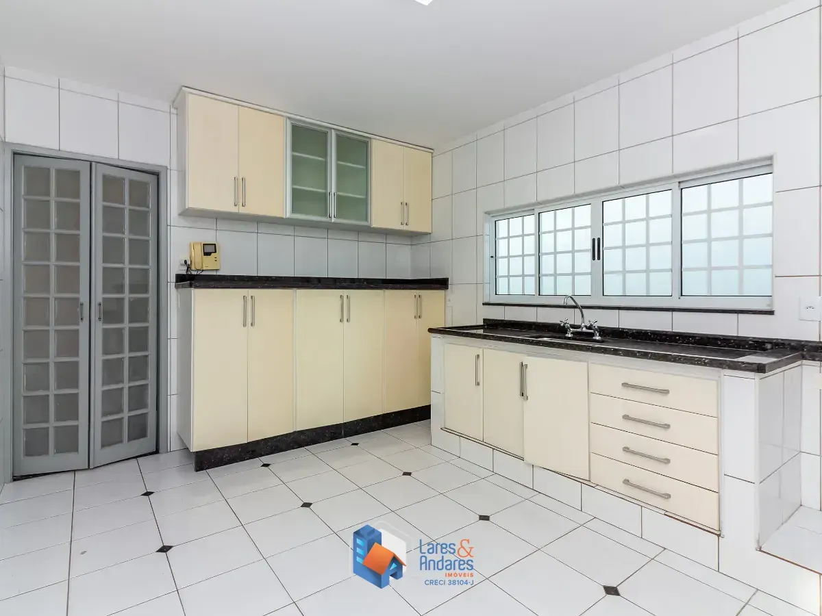 Imagem Sobrado para venda em Vila Iório com 2 quartos, 150m²