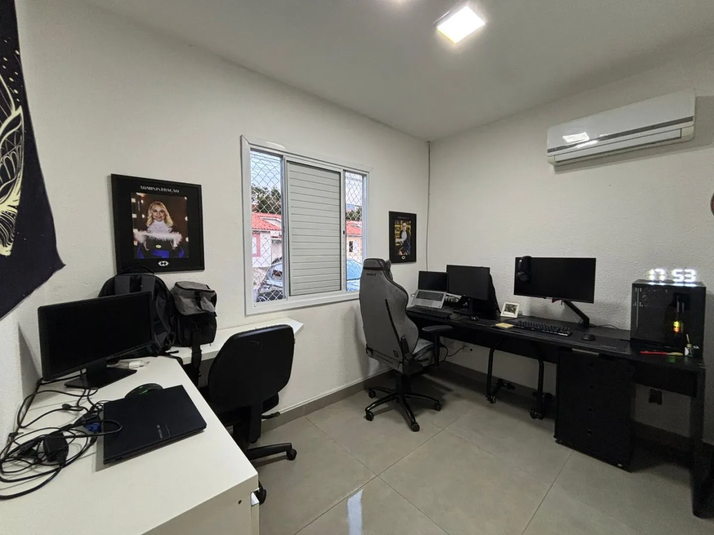 Imagem Casa em condomínio semi-mobiliada!