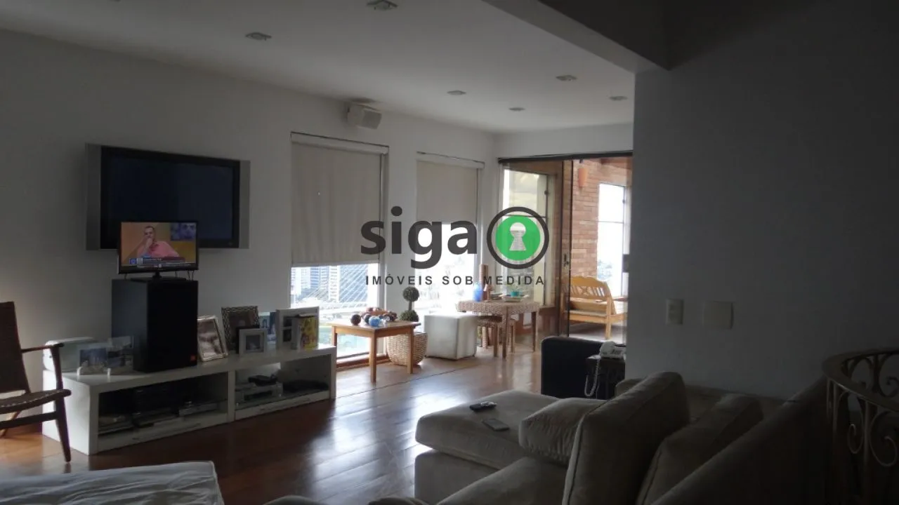 Imagem VENDE no Morumbi Cobertura Duplex com 5 dormitórios e 6 Vagas
