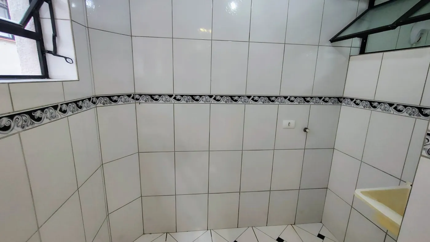Imagem Apartamento a venda nas Mercês com 3 quartos R$ 387.000,00.