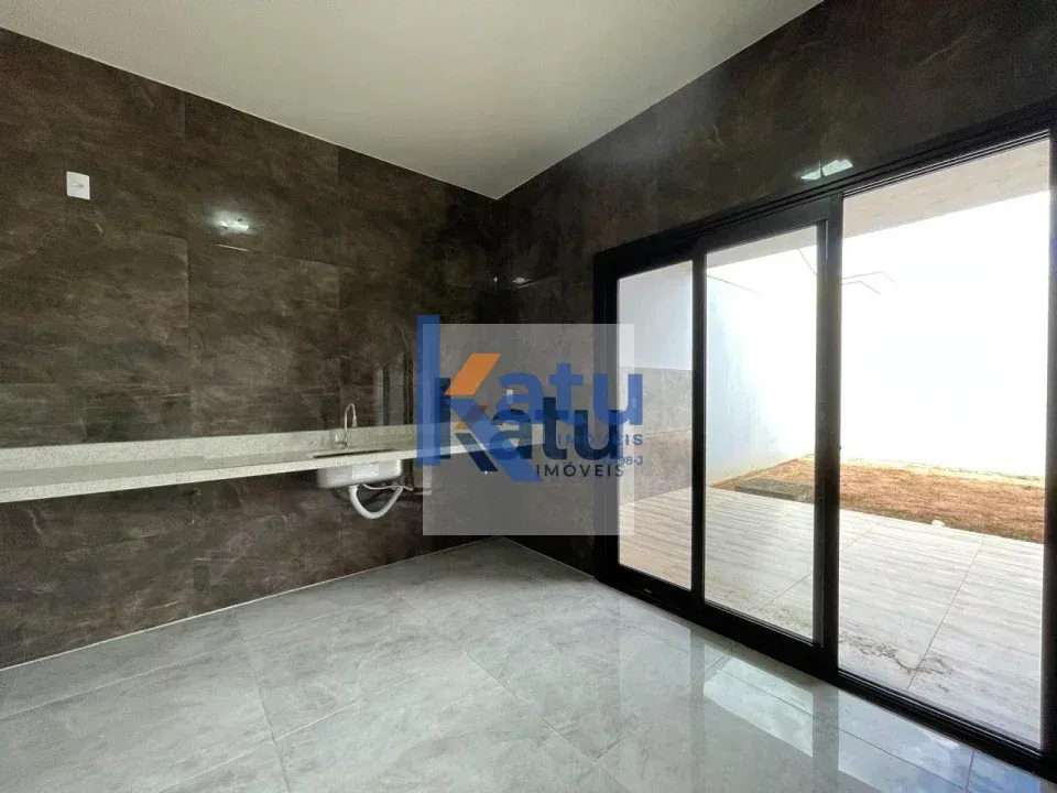 Imagem CASA NOVA À VENDA NO RESIDENCIAL GIRASSOL  ITUPEVA/SP
Casa nova, com excelente projeto arquitetô...