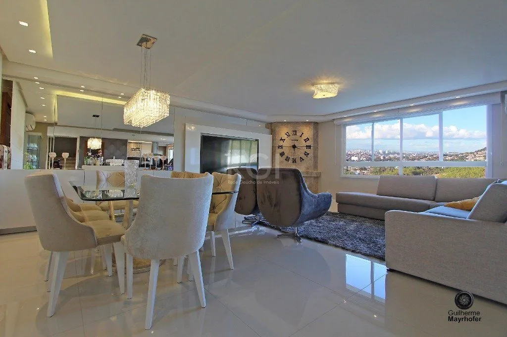 Imagem Casa para Venda - 445.52m², 4 dormitórios, sendo 4 suites, 4 vagas - Teresópolis