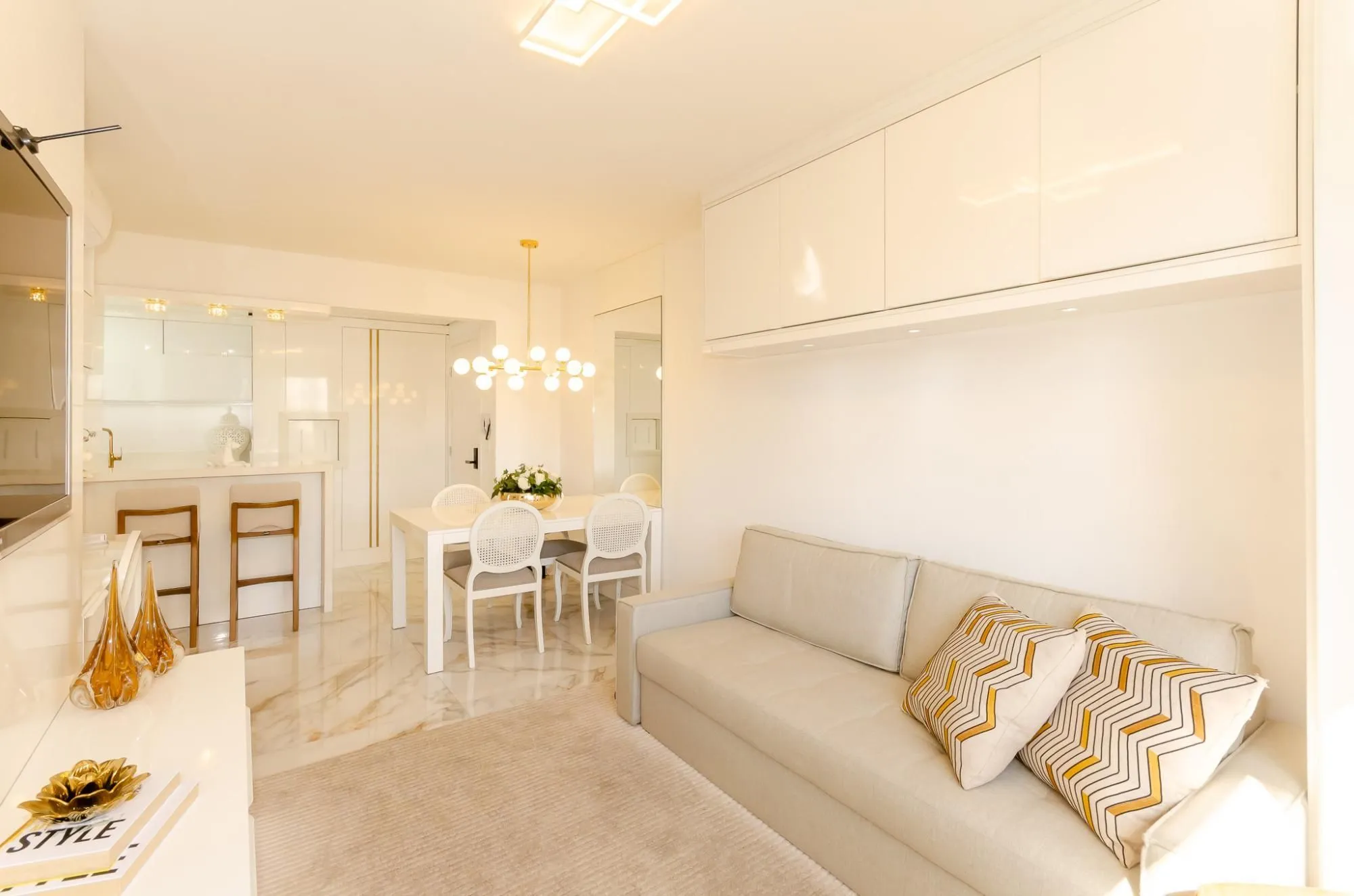 Imagem Emílio 111 Boutique Residences Apartamento de 1 Dormitório no Bairro Três Figueiras