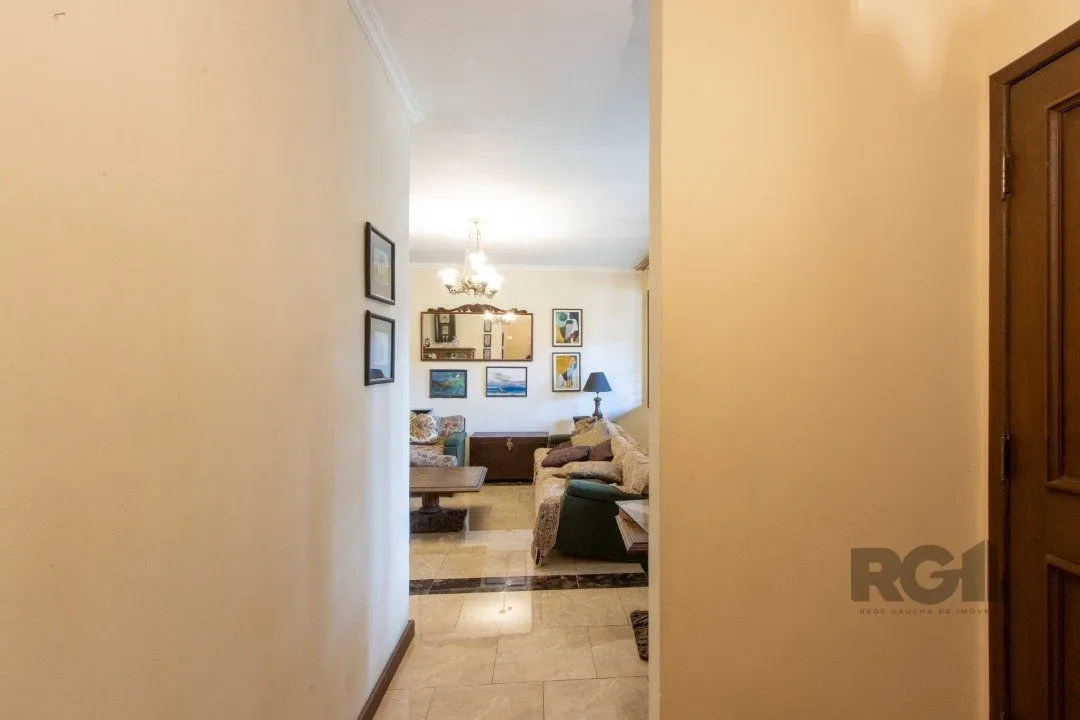 Imagem Casa para Venda - 200m², 3 dormitórios, sendo 1 suites, 3 vagas - Jardim Verde