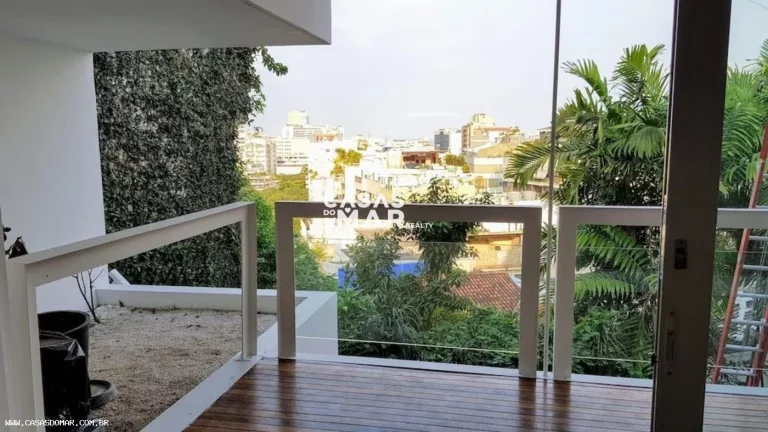 Imagem Casa em Condomínio para Venda em Rio de Janeiro / RJ no bairro Leblon