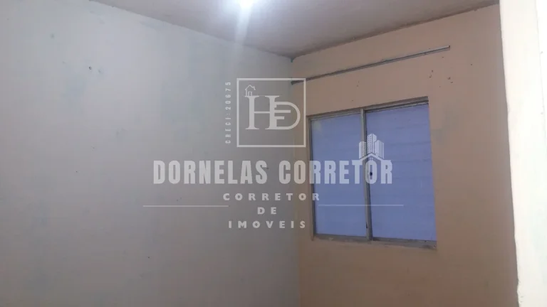 Imagem Apartamento em Jaboatão, 3 qts, 1wc, sala 2 amb., cz, quintal, 1vg de garagem coberta.